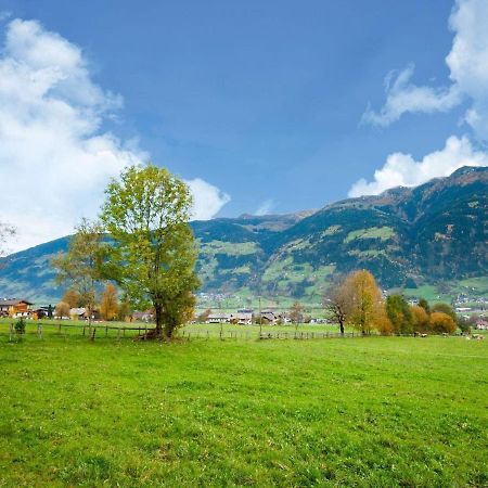 Scenic Apartment In Tirol With Garden Kaltenbach Luaran gambar