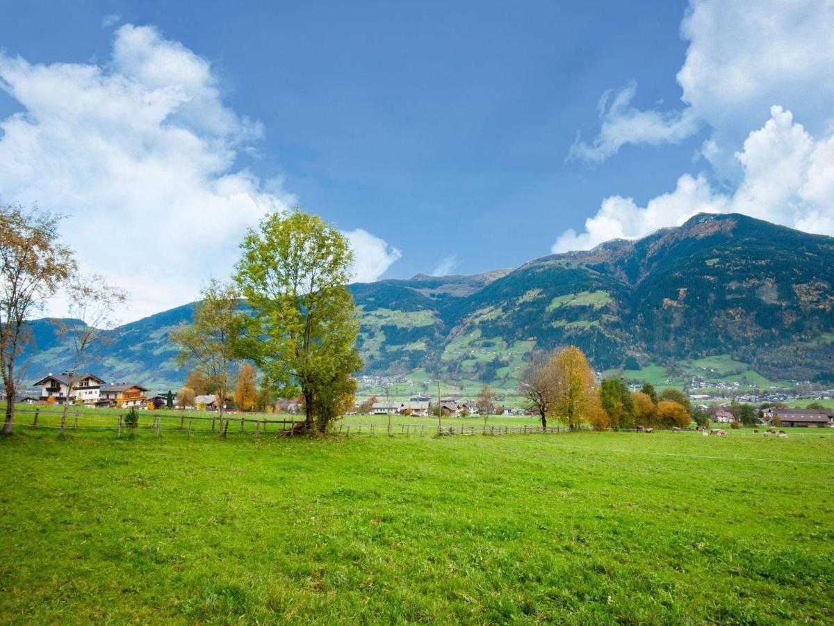 Scenic Apartment In Tirol With Garden Kaltenbach Luaran gambar